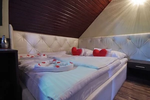 Kép 4/5 - Romantikus kikapcsolódás Gyula belvárosában (Corvin Hotel Gyula)