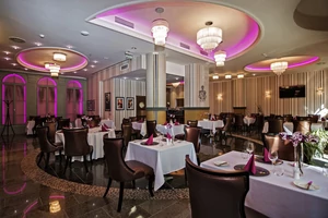 Kép 9/15 - Pihenés exkluzív környezetben, a Hagymatikum mellett (Grand Hotel Glorius****)