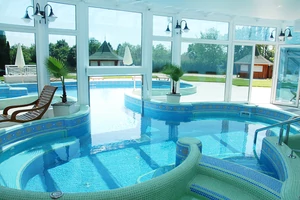Kép 1/17 - Vízparti pihenés Szarvason (Liget Wellness és Konferencia Hotel****)