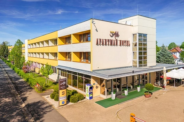 Generációk találkozóhelye Bükfürdőn (Apartman Hotel Bükfürdő***)