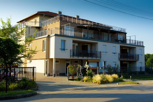 Cserkeszőlői pihenés (Solaris Apartman Resort)