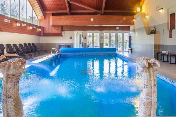 Wellness kastélyélmény (Fried Kastély Hotel*** Simontornya)