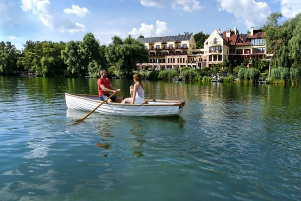 Feltöltődés a Bánki-tó partján (Tó Wellness Hotel Bánk)